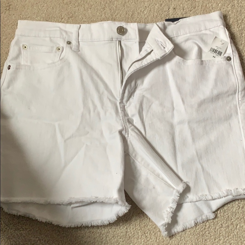 Gap 5” Mid- Rise Shorts